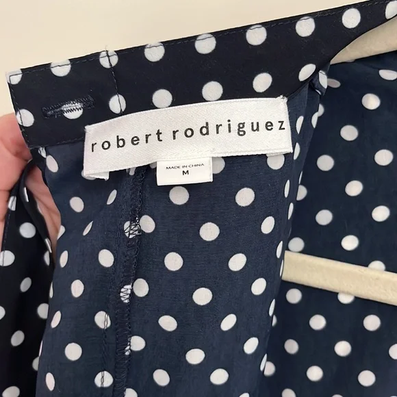 Open ruffle back polka dot blouse - Picture 4 of 5